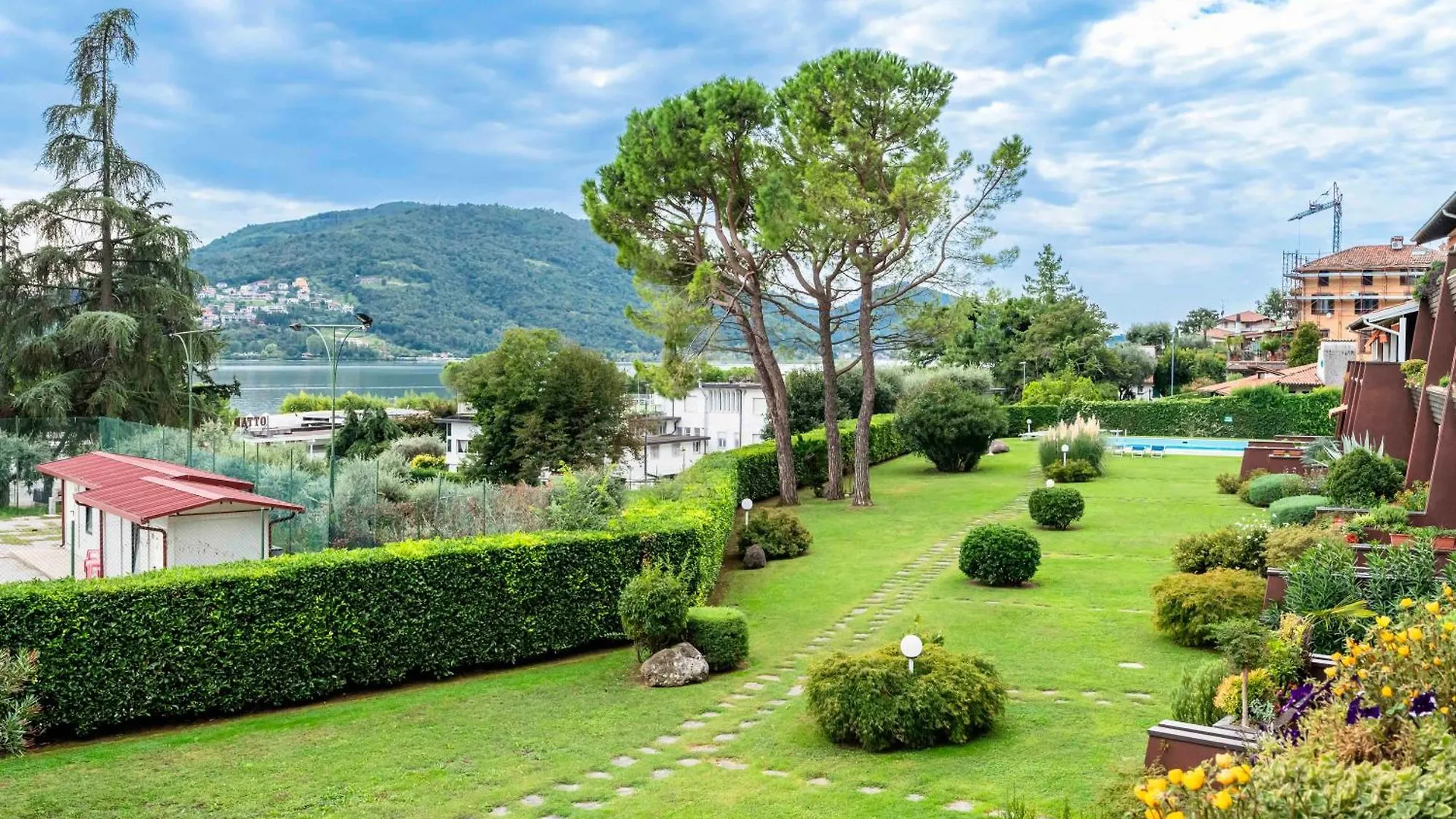 Apartment Love Italy Homes - Lake View Studio Predore